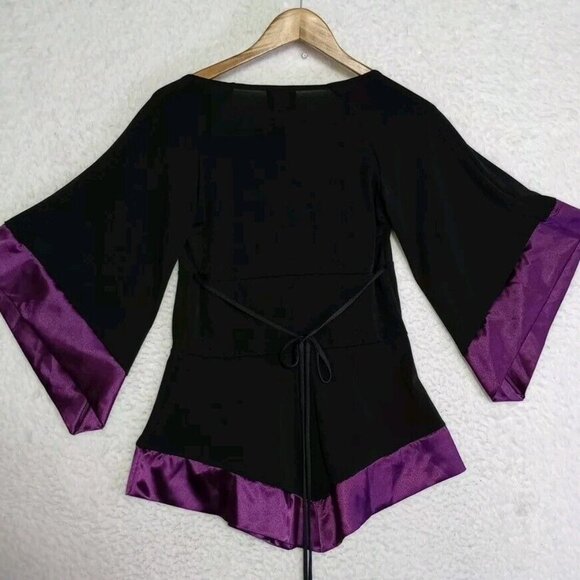 Dare To Wear Treasure Top In Plum/Black Bell Sleeve Gothic Top Women's Sz M NEW - Picture 12 of 14